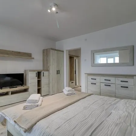 Park View Studio Апартаменты Бухарест